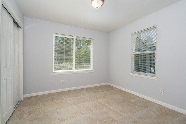 Building Photo - 3114 Wentworth St