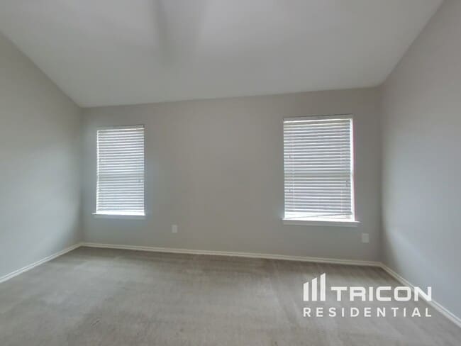 Building Photo - 1423 Evermore Manor Ln