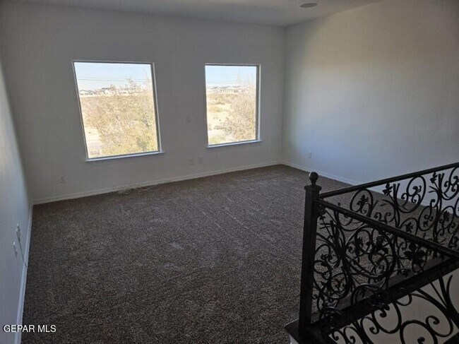 Building Photo - 13513 Lartington St