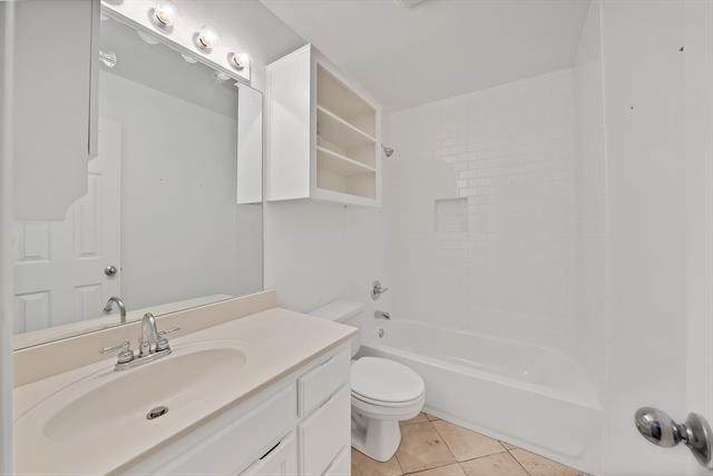 Building Photo - 1822 Evergreen Ct