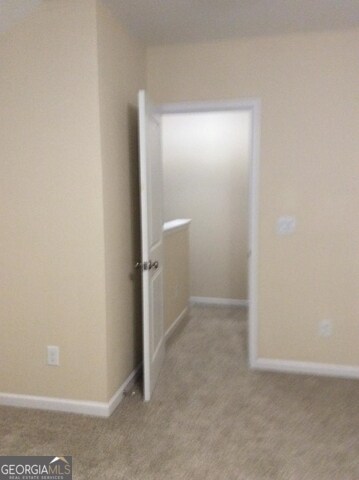 Building Photo - 5987 Sherwood Trace