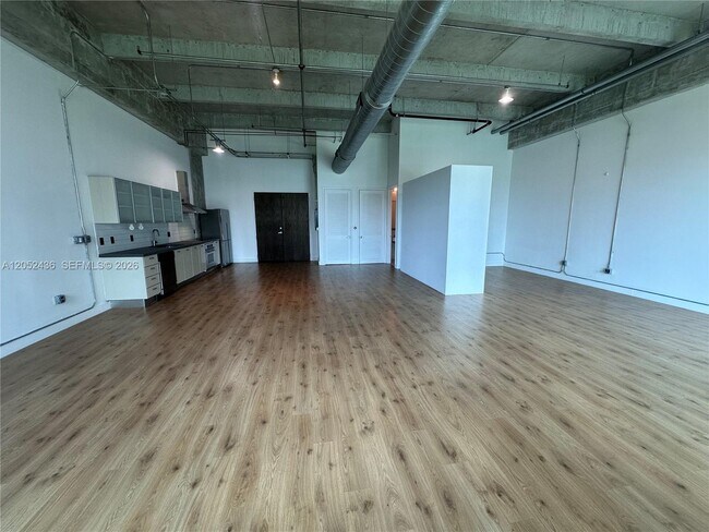 Building Photo - 1749 NE Miami Ct