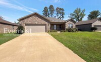 Building Photo - 39 Fletcher Dr