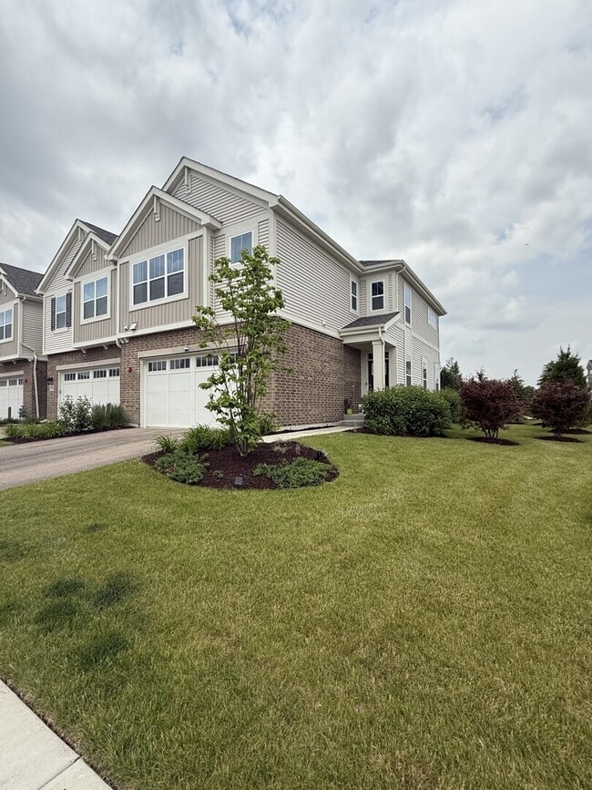 Building Photo - 3S480 Lambe Ln