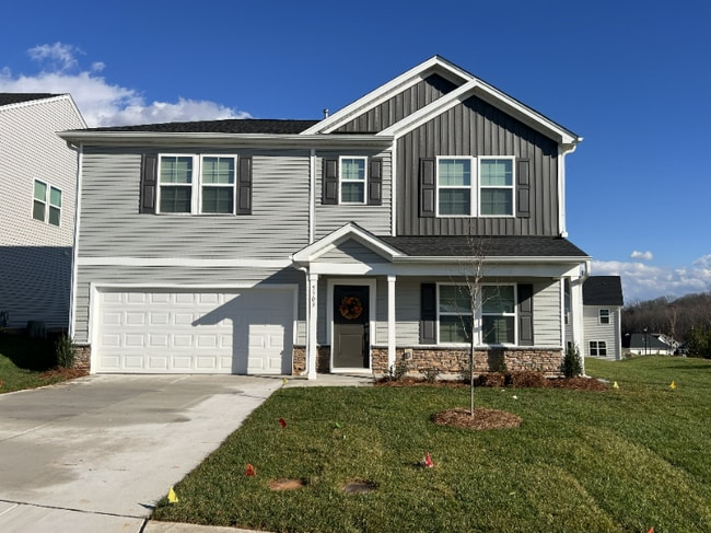 Building Photo - 5303 Spicewood Lk Dr