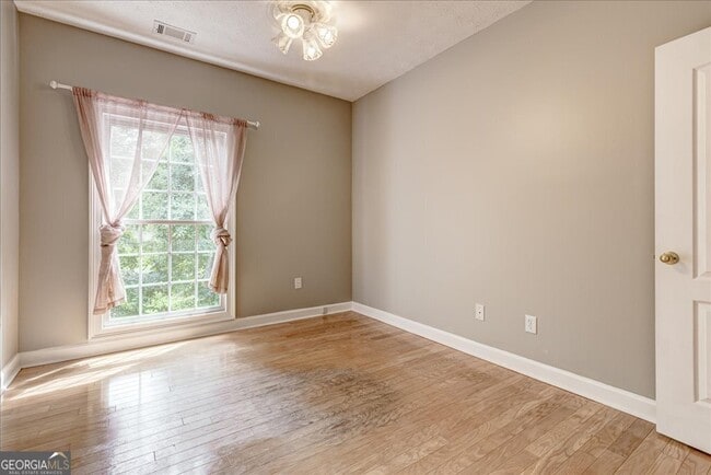 Building Photo - 56 Driftwood Ct