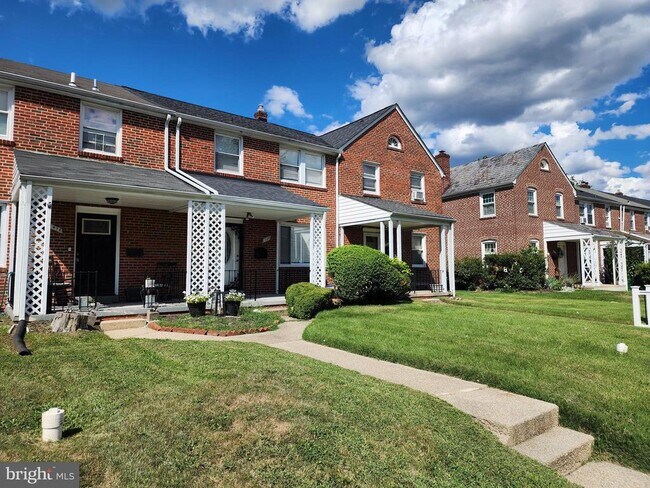 Building Photo - 1420 Winston Ave