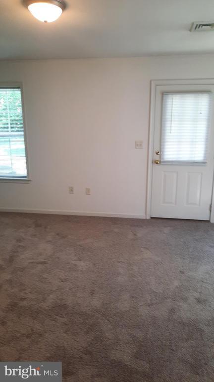 Building Photo - 325 Antilles Court