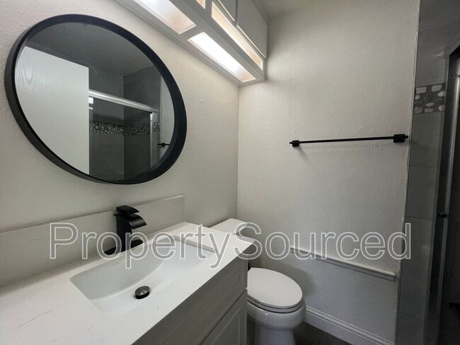 Building Photo - 1414 Pajaro Ave