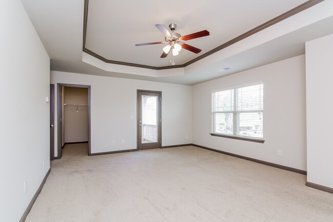Building Photo - 601 Sweet Ashley Way