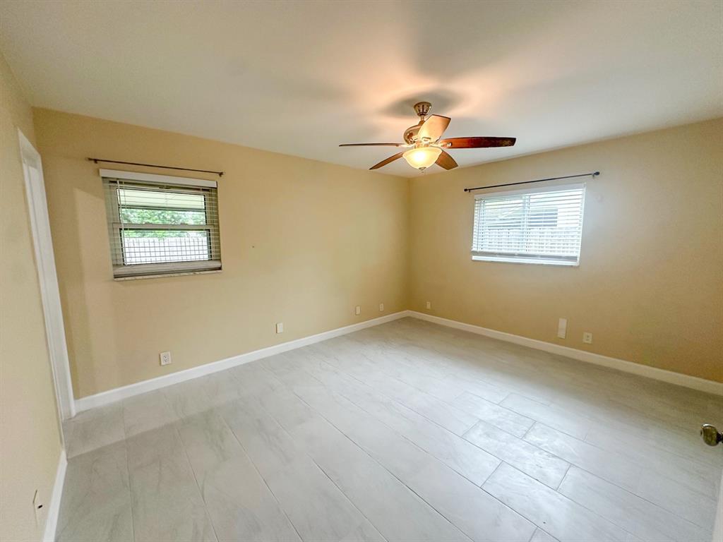 Tile Flooring - 1386 Fulmar Dr