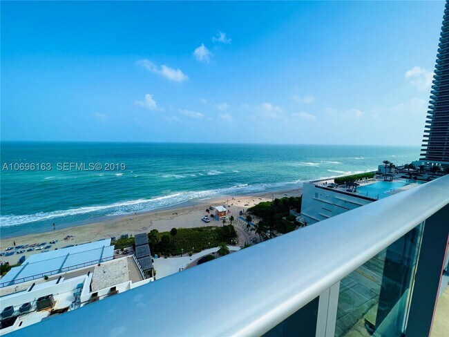 Building Photo - 4111 S Ocean Dr