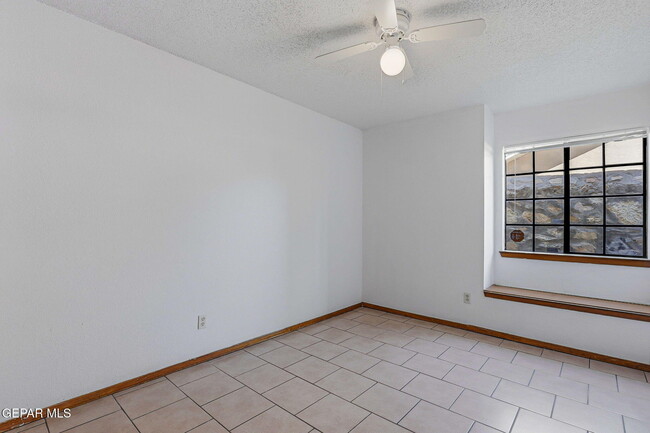 Building Photo - 2356 Juliette Low Dr