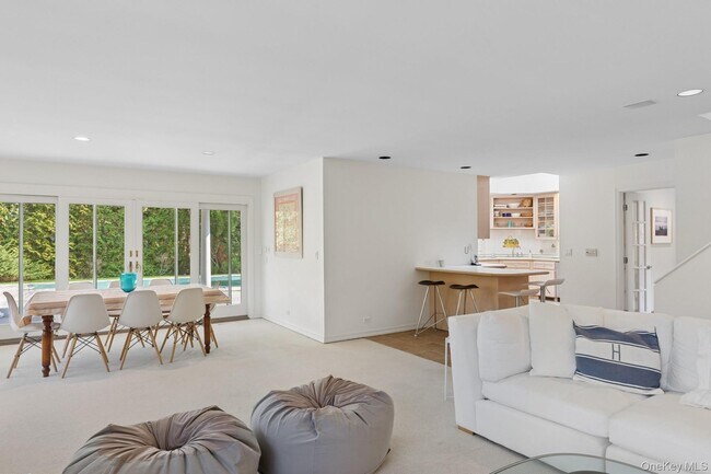Building Photo - 8 Niamogue Ln