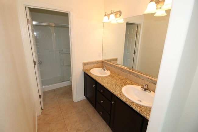 Building Photo - 1529 N Rendezvous Way