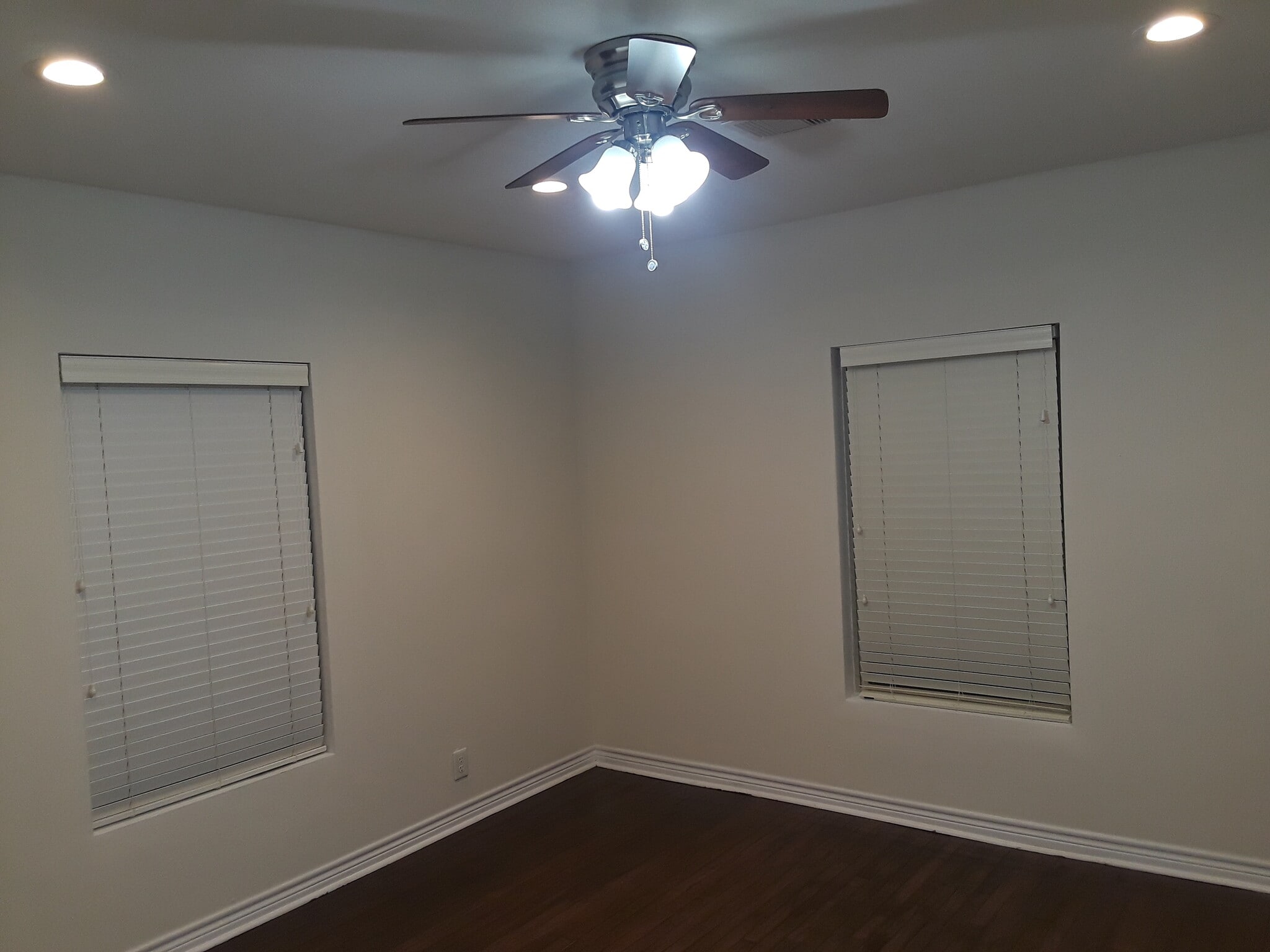 Building Photo - 7832 Elvera St