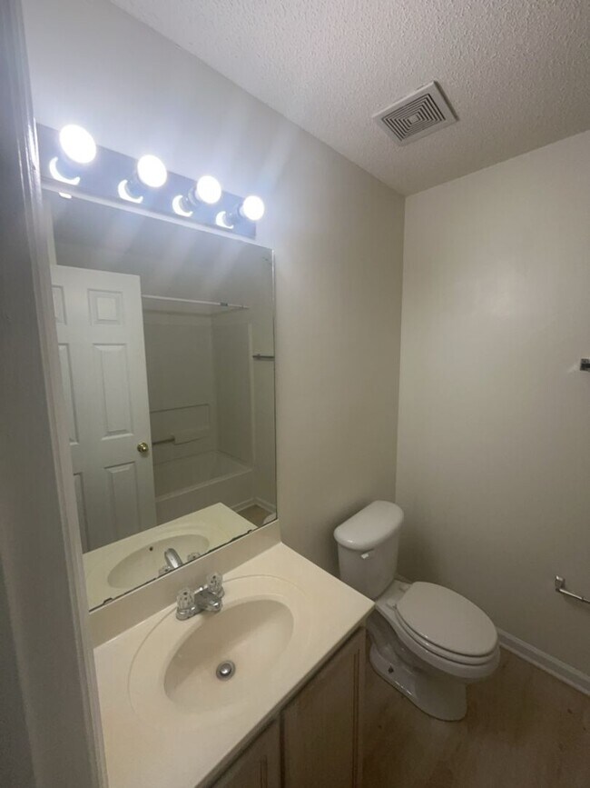 Building Photo - 3730-303 PARDUE WOODS PL