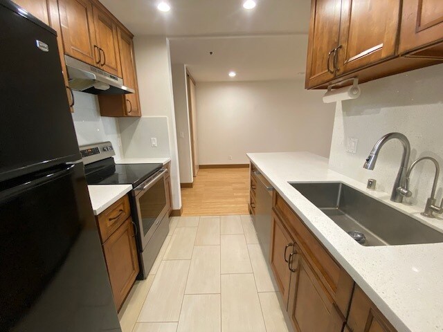 Kitchen - 222 S Central Ave
