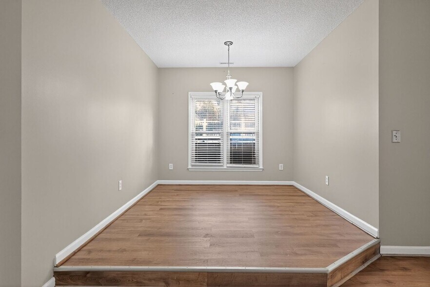 Building Photo - 1186 Stixfield Ct