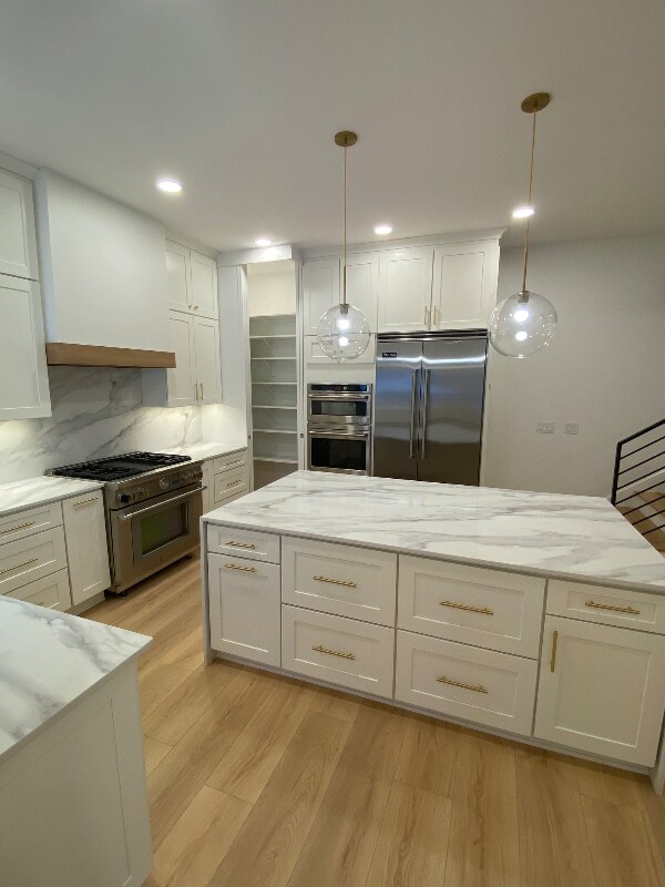 Building Photo - 421 S Union St