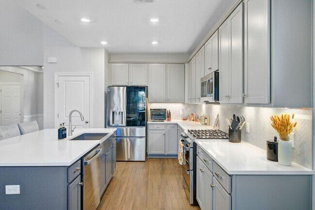 Building Photo - 3 Bedroom, 2.5 Bathroom Home in Oakley Pointe - Moncks Corner