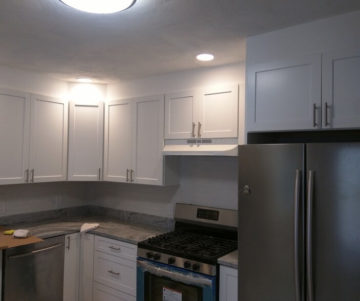 Building Photo - 30 Touro Ave