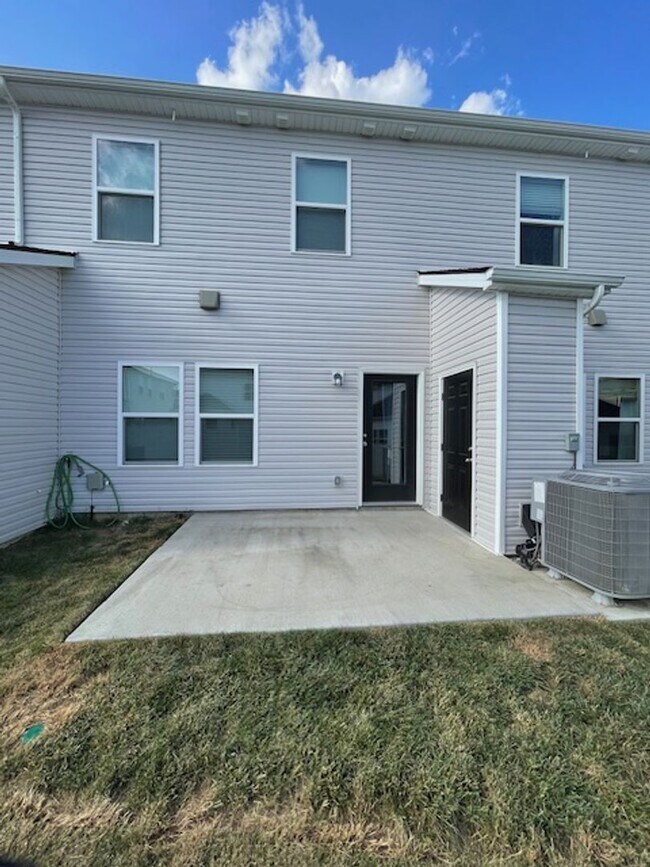 Building Photo - 4528 Skywood Ln