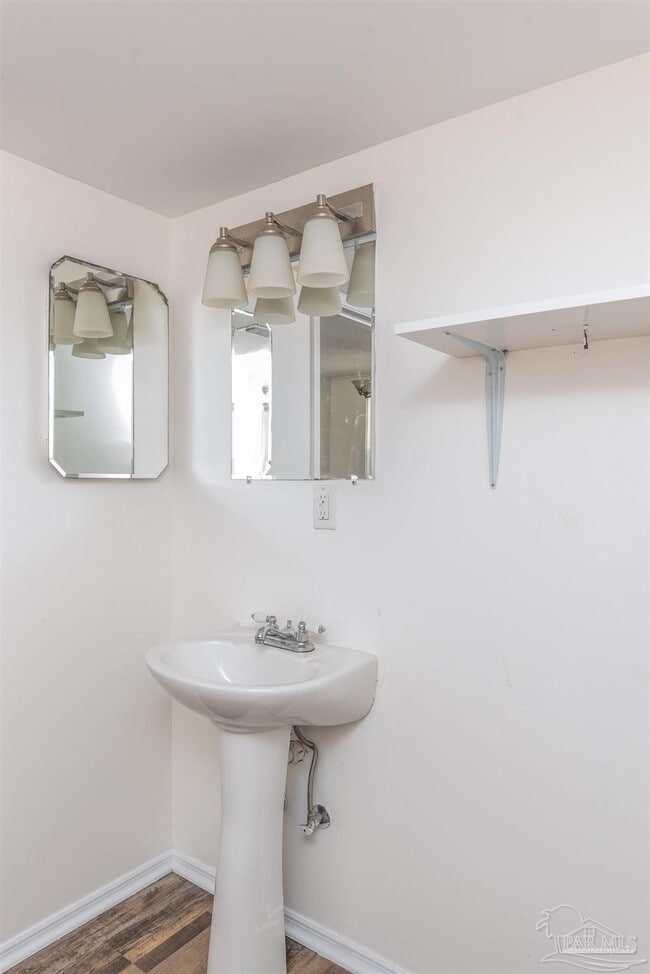 Building Photo - 802 Rue Max St