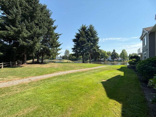 Building Photo - The Lakes @ Kent Community Condo Unit Avai...