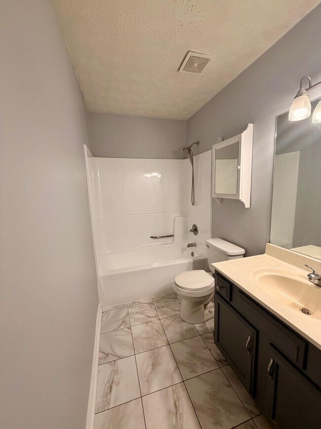 Building Photo - 3416 Woodspring Dr