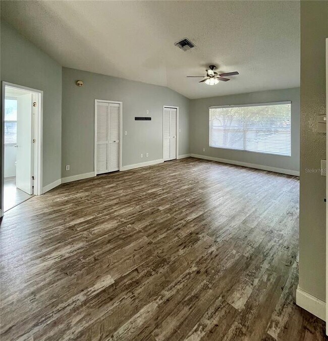Building Photo - 9318 Heritage Oak Ct