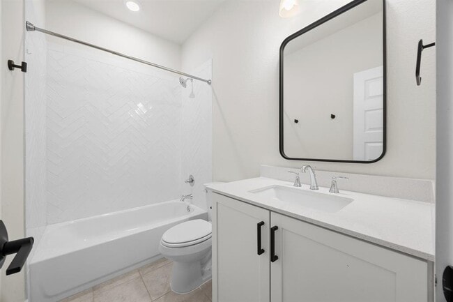 Building Photo - 997 Sage Thrasher Cir