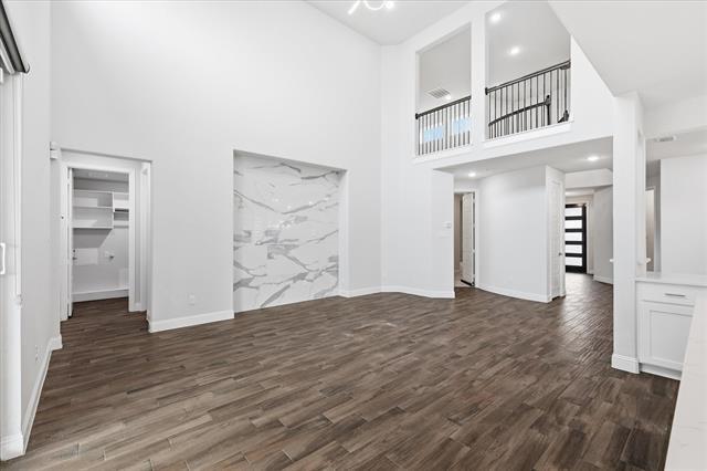 Building Photo - 8053 Monks Cap St