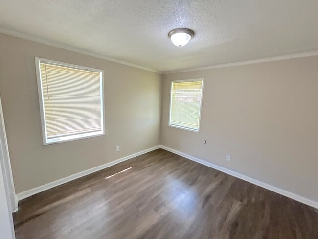 Building Photo - 2312/2314 Norman Ave