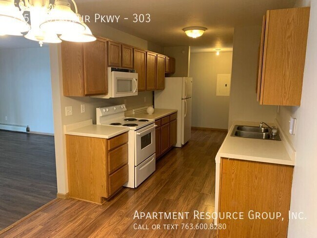 Building Photo - 2550 Voyageur Pkwy