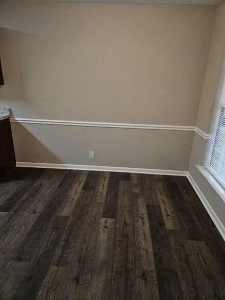 Building Photo - 101 Edgewood Dr