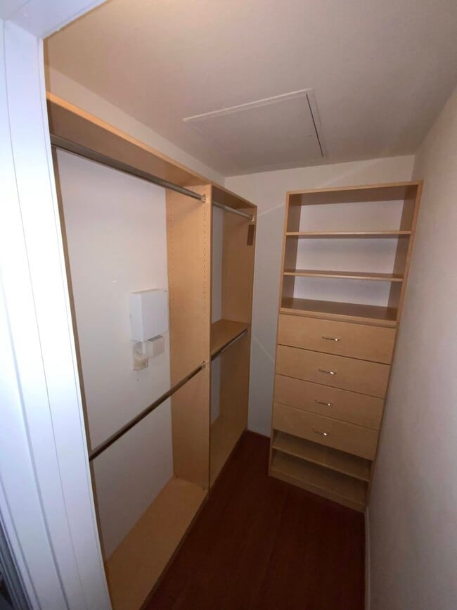 Building Photo - BLACK MTN AREA CLOSE TO FREEWAY! Large Henderson Condo in Big Horn Community