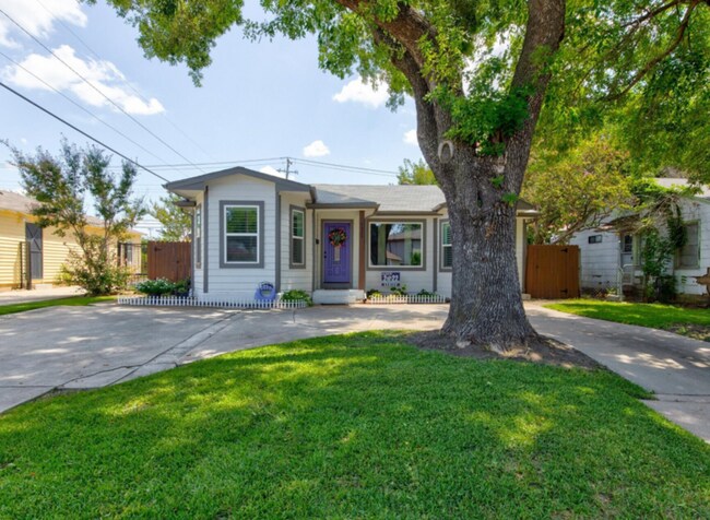Primary Photo - 2933 S Hills Ave