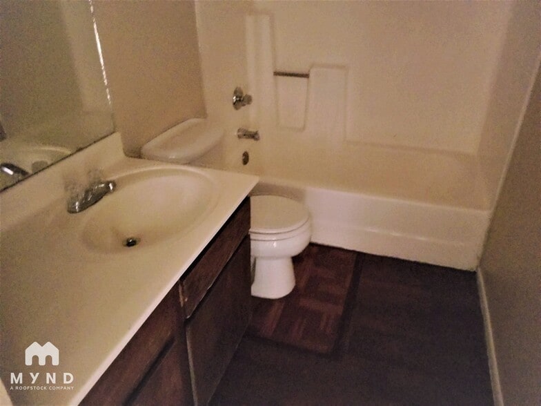 Building Photo - 6657 W Ocotillo Rd