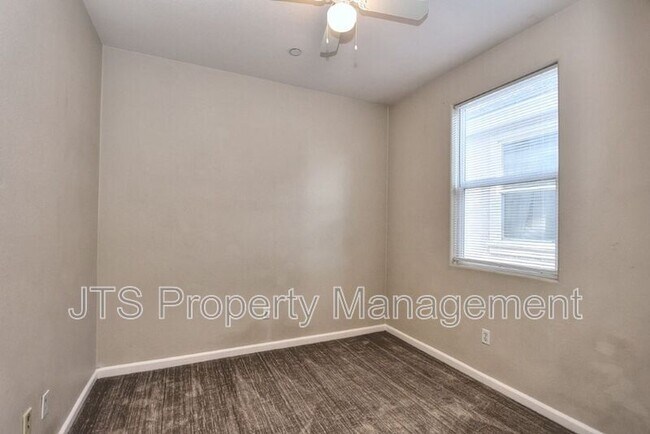Building Photo - 506 Navigator Dr