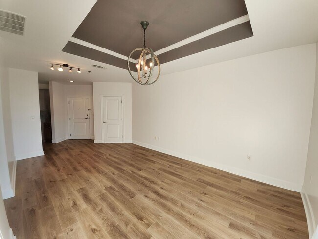 Building Photo - Modern 1BR Condo with Amenities in Prime Buckhead Location