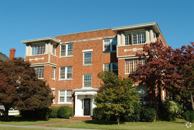 Building Photo - 4505 Victoria Blvd