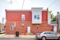 Building Photo - 2501 Carpenter St