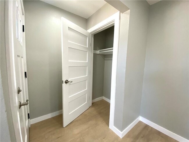 Building Photo - 6920 Bethune Ave