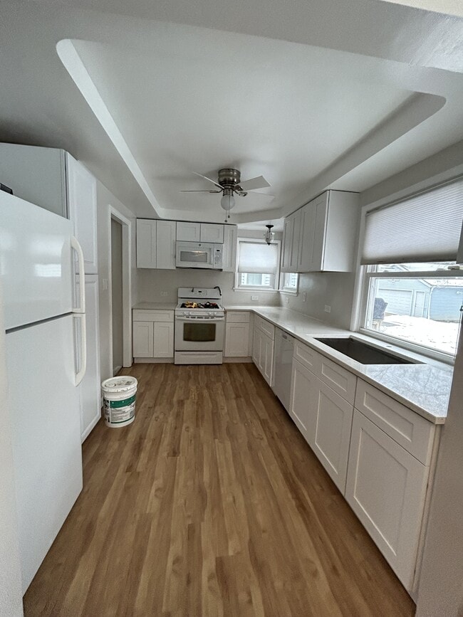 Building Photo - 24107 E Baintree Rd