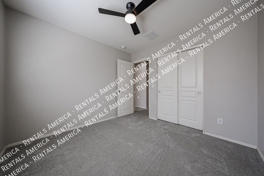 Building Photo - 3955 E Blue Sage Ct