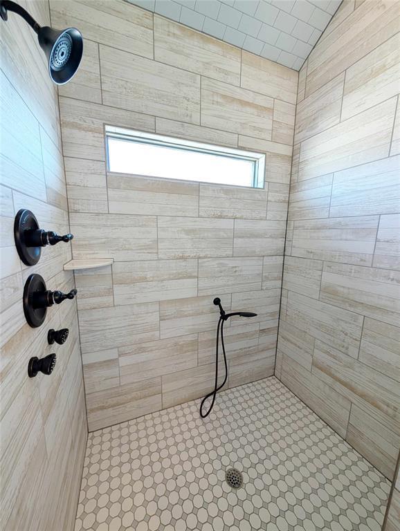 Building Photo - 17428 Locust Grove Ln