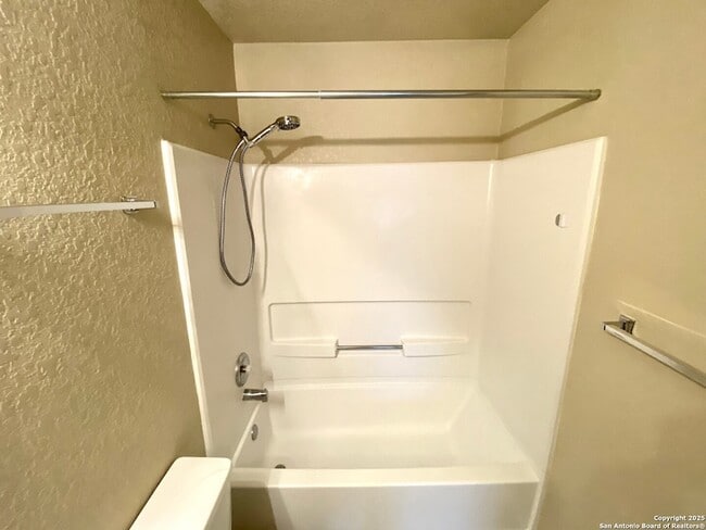 Building Photo - 12647 Point Summit