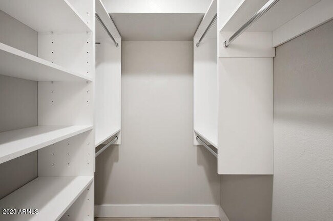 Building Photo - 10002 N 7th St