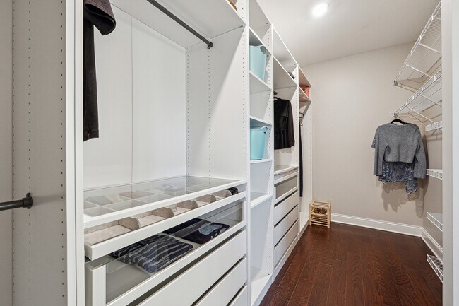 Building Photo - 4440 Croftshire Pl